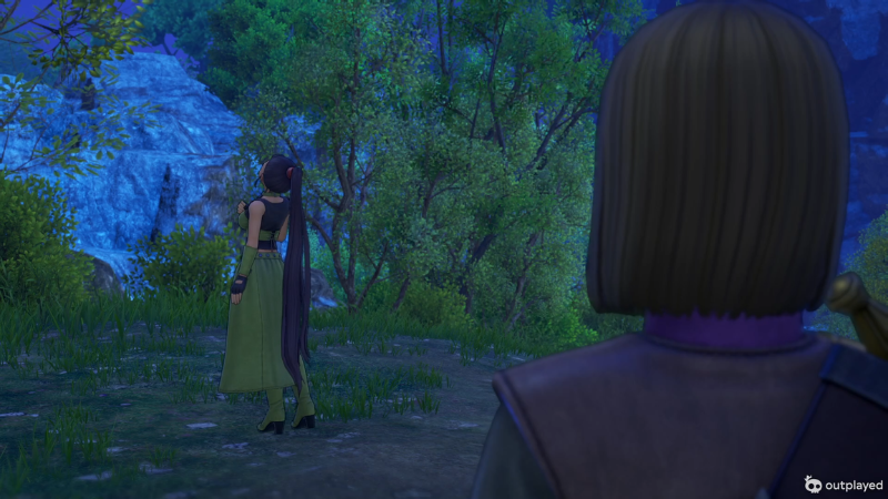 お待たせ 山道に佇むマルティナ